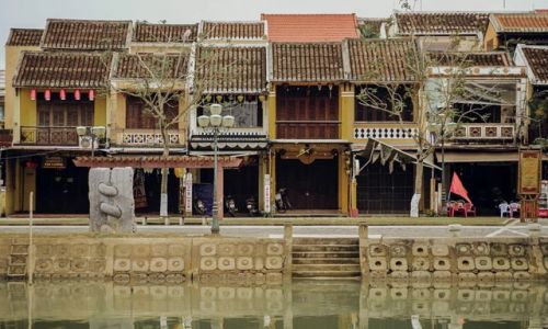 Ngắm Hội An tĩnh lặng, thâm trầm, lại thèm xách ba lô lên và đi...